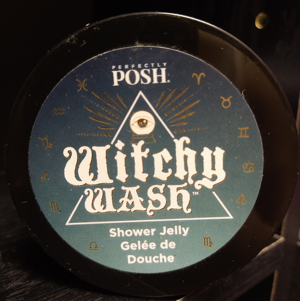 Perfectly Posh Witchy Wash
